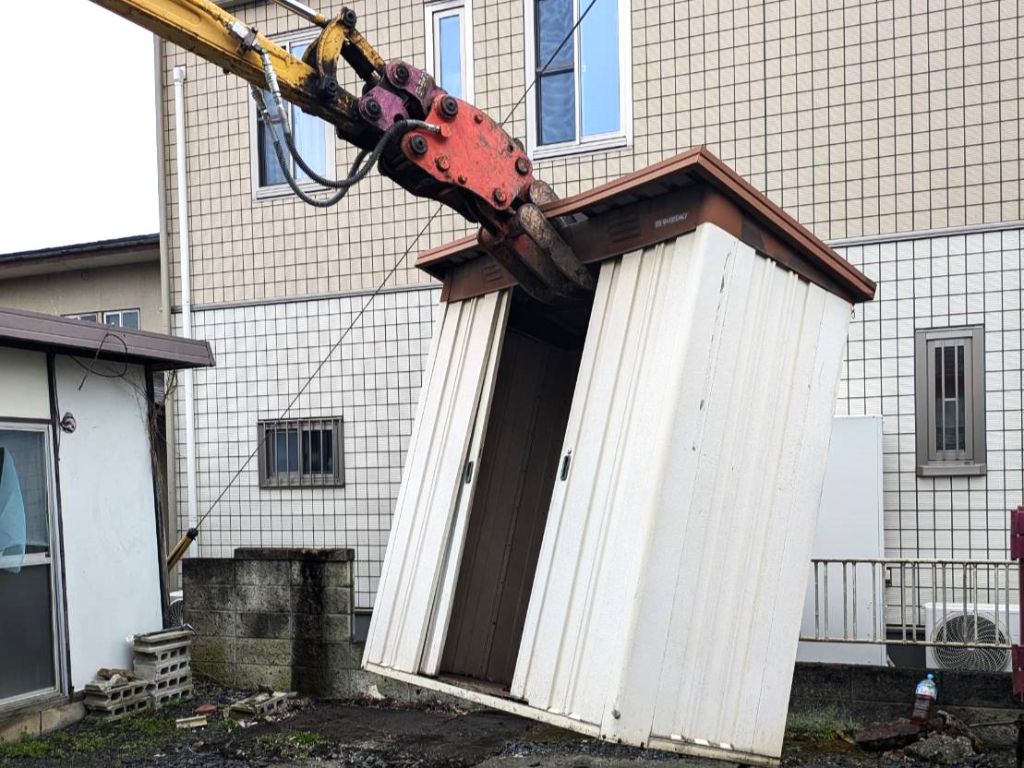 解体重機の作業